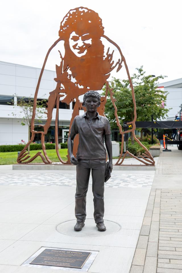 Terry Fox Sculpture