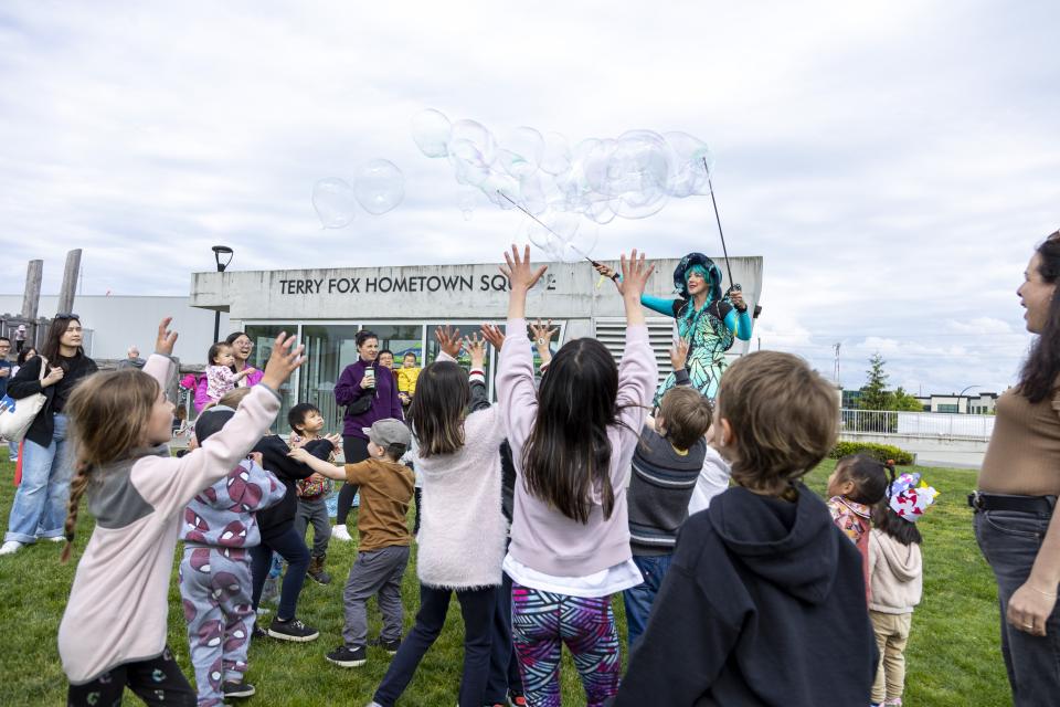 May Days 2025 Bubbles