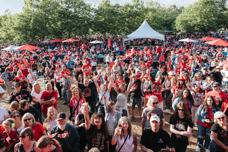 Fun Crowd