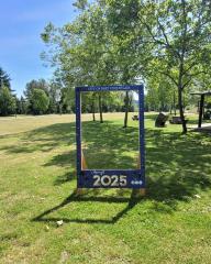 Grad photo frame